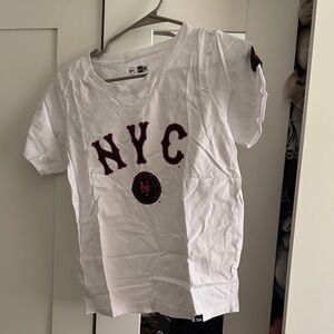 MET White NYC Women T-Shirt